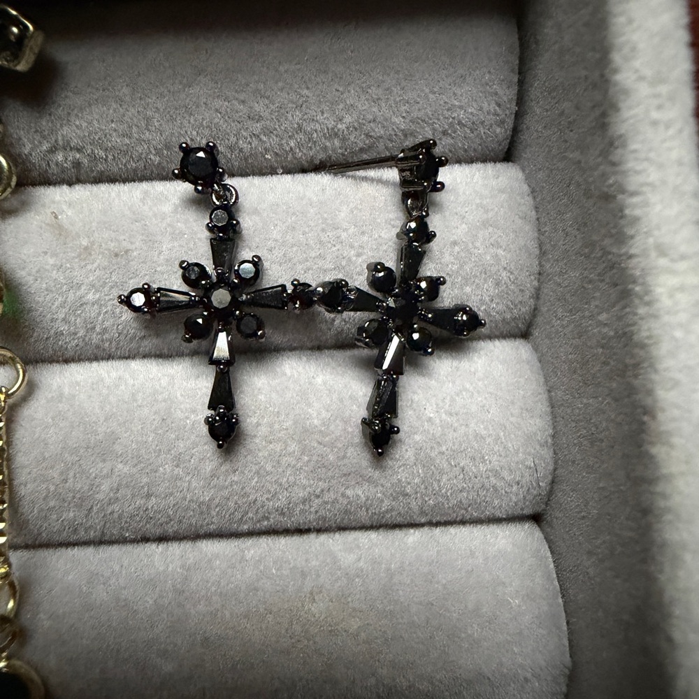 Gothic Cross Earring Set - Picture 2 of 3